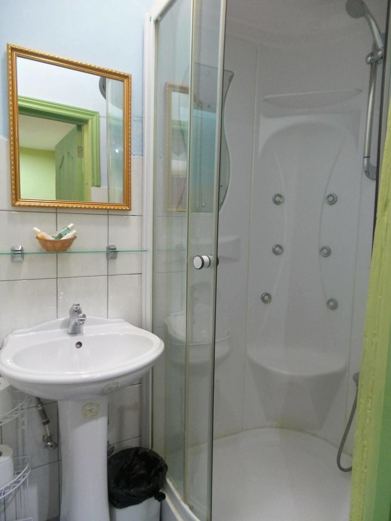 Heritage Inn Trinidad Belmont Dış mekan fotoğraf